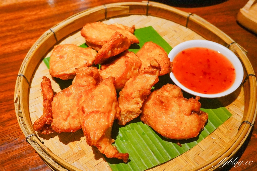 泰國清邁｜KAO SOY NIMMAN，清邁必吃泰北咖哩麵，連續多年米其林必比登推薦 @飛天璇的口袋