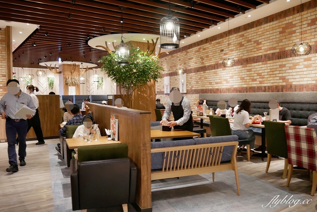 台中東區｜武蔵野森珈琲Diner LaLaport台中店．全台第一間！日本高原森林度假村為意象咖啡館(附菜單) @飛天璇的口袋