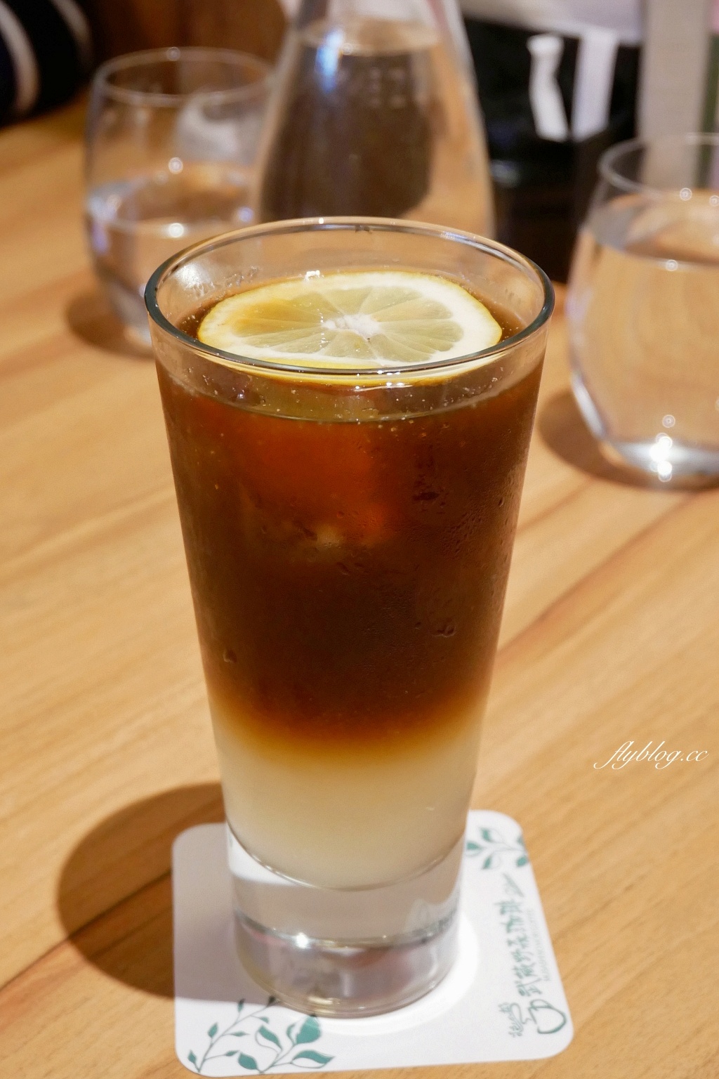 台中東區｜武蔵野森珈琲Diner LaLaport台中店．全台第一間！日本高原森林度假村為意象咖啡館(附菜單) @飛天璇的口袋