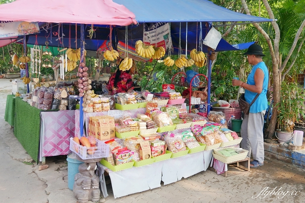 泰國清萊｜清邁一日遊，白廟、黑廟、藍廟和長頸族村，欣賞清萊的建築藝術 @飛天璇的口袋