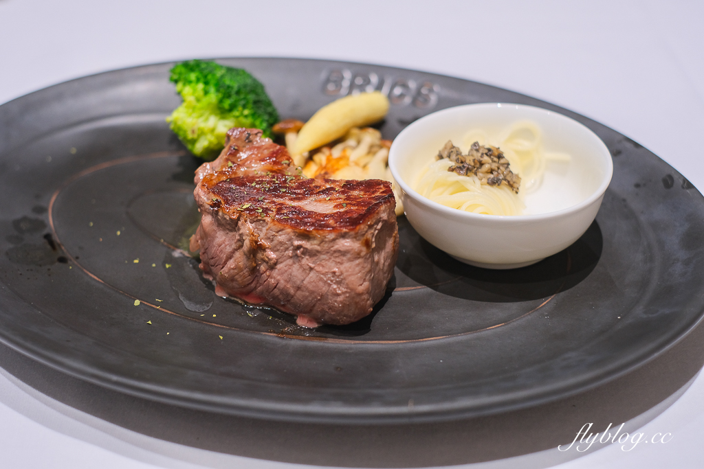 台中南屯｜金磚極品牛排．台中七期老字號牛排館，商業午餐1280元起 @飛天璇的口袋