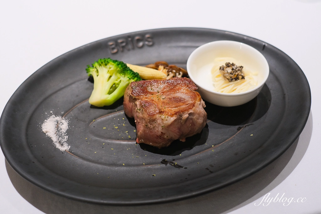 台中南屯｜金磚極品牛排．台中七期老字號牛排館，商業午餐1280元起 @飛天璇的口袋