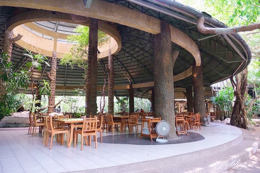 泰國清邁｜Khaomao-Khaofang 黑森林餐廳，泰國皇室公主也造訪，米其林必比登推介 @飛天璇的口袋