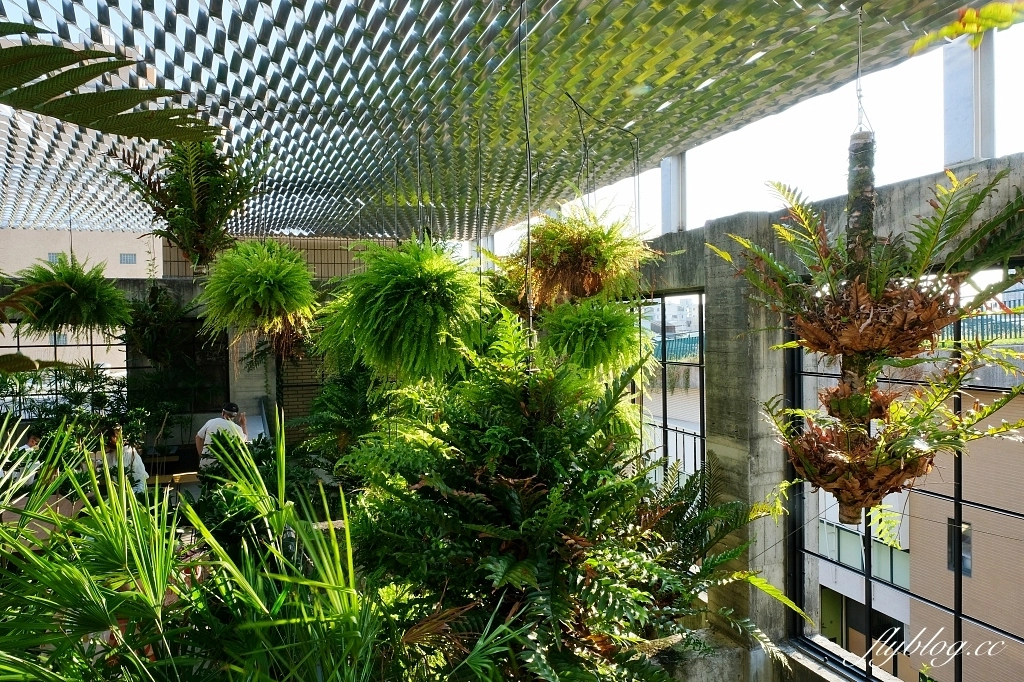 台南中西｜南埕衖事，8層樓森林系玻璃屋建築美學，日本建築大師藤本壯介規劃 @飛天璇的口袋