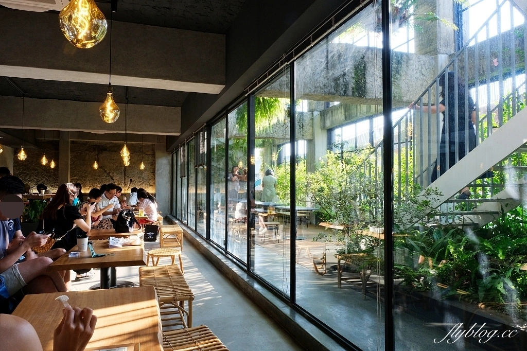 台南中西｜南埕衖事，8層樓森林系玻璃屋建築美學，日本建築大師藤本壯介規劃 @飛天璇的口袋