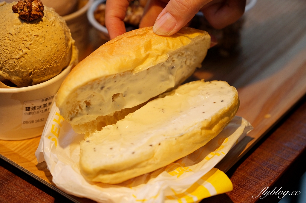 台南中西｜南埕衖事，8層樓森林系玻璃屋建築美學，日本建築大師藤本壯介規劃 @飛天璇的口袋