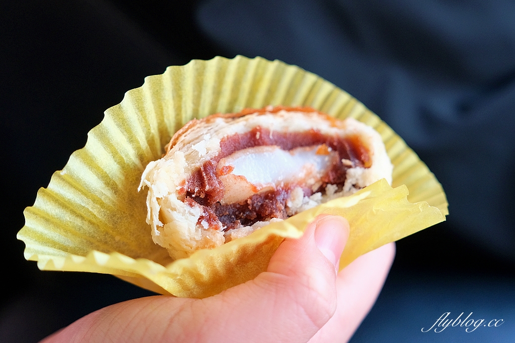 台中東區｜正月初一蛋黃酥，一顆40元低調蛋黃酥，外皮酥脆不甜膩 @飛天璇的口袋