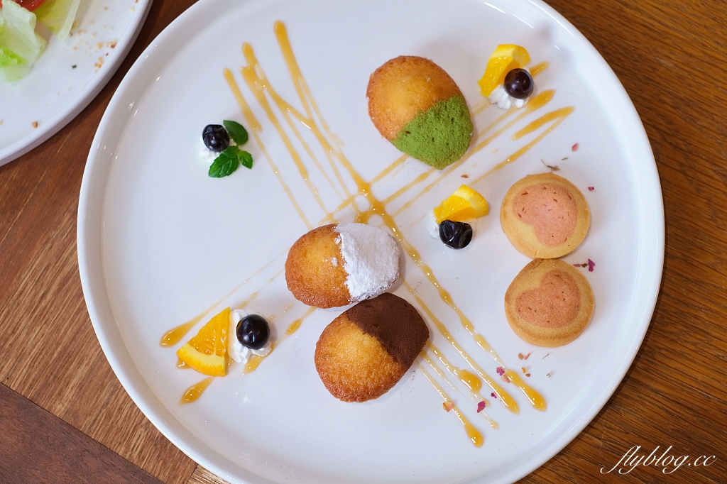 台中西區｜氤氳香氛咖啡 YinYun Cafe，精明一街巷弄裡的粉紅浪漫，結合香氛和咖啡的復合式餐廳 @飛天璇的口袋