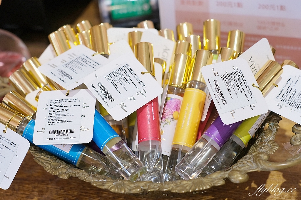 台中西區｜氤氳香氛咖啡 YinYun Cafe，精明一街巷弄裡的粉紅浪漫，結合香氛和咖啡的復合式餐廳 @飛天璇的口袋