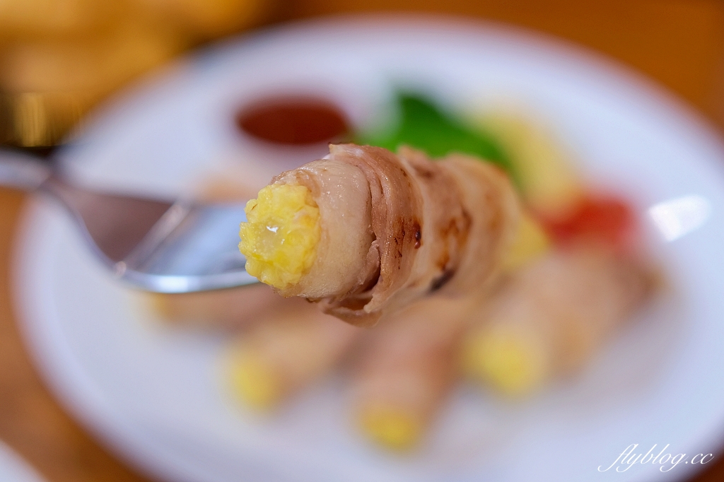 台中西區｜氤氳香氛咖啡 YinYun Cafe，精明一街巷弄裡的粉紅浪漫，結合香氛和咖啡的復合式餐廳 @飛天璇的口袋