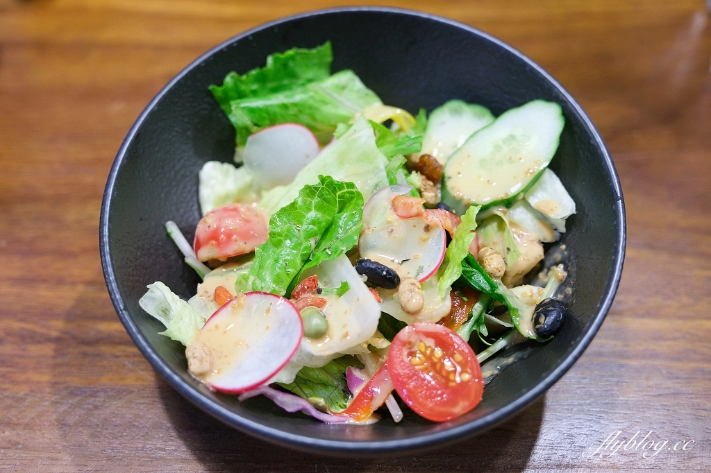 台中東區｜粕粕咖哩 POPO Curry，日本私房咖哩專賣，台中LaLaport北館美食 @飛天璇的口袋