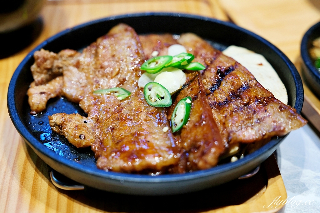 台中西屯｜初瓦韓式料理，王品集團和韓國廚師孫榮合作新品牌，台灣大道新光三越百貨對面 @飛天璇的口袋