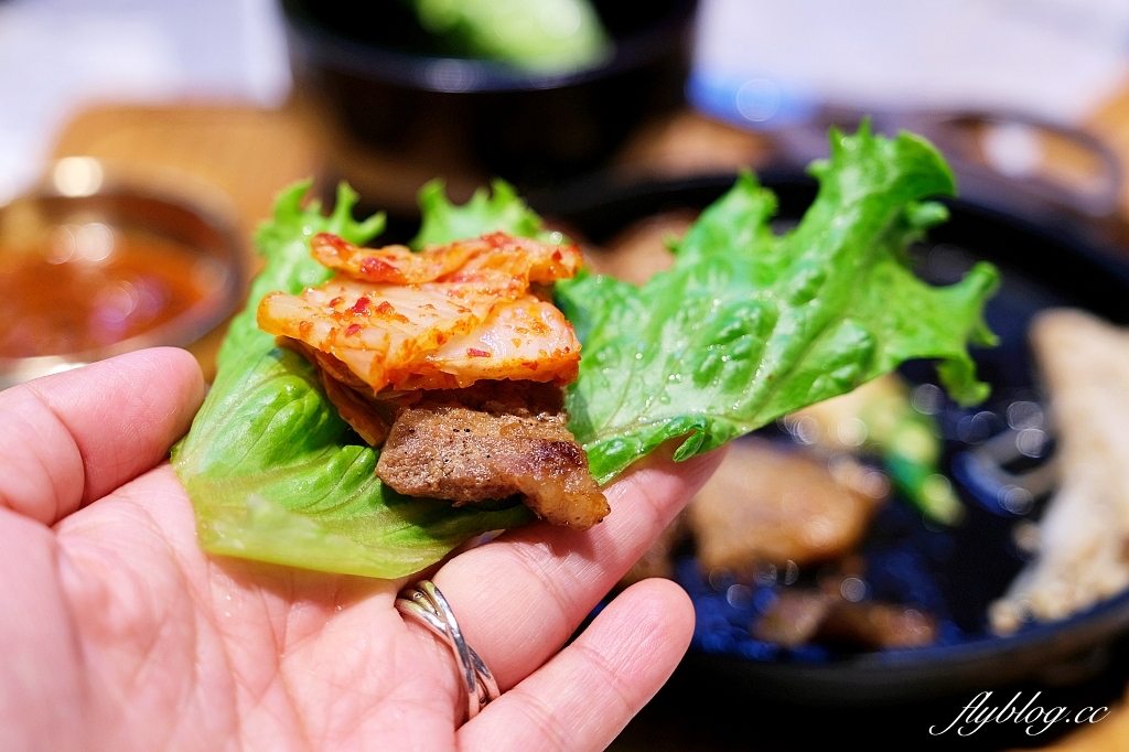 台中西屯｜初瓦韓式料理，王品集團和韓國廚師孫榮合作新品牌，台灣大道新光三越百貨對面 @飛天璇的口袋