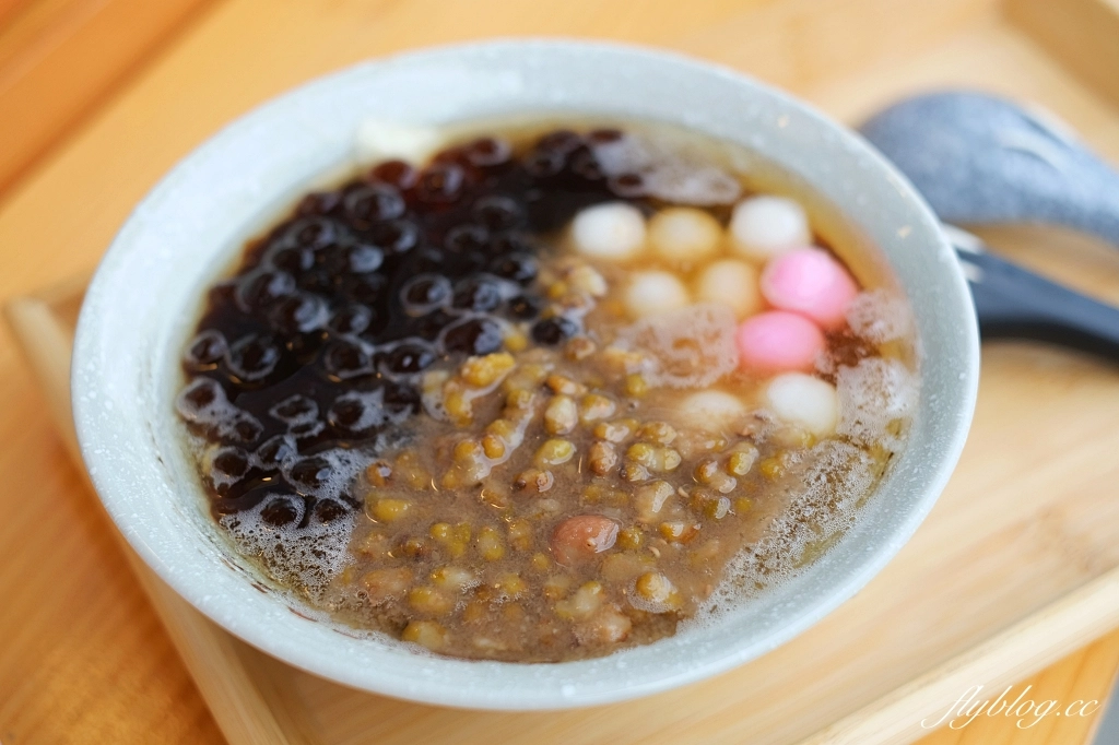彰化溪州｜阿民豆花．一碗25元豆花的小確幸，縱貫路上的文青豆花店 @飛天璇的口袋