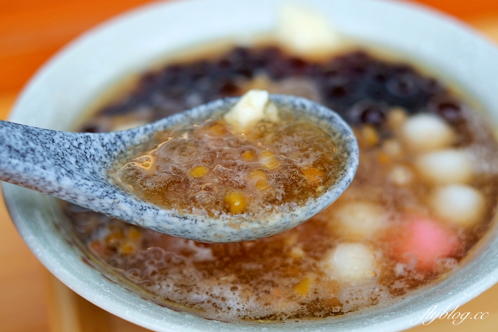 彰化溪州｜阿民豆花．一碗25元豆花的小確幸，縱貫路上的文青豆花店 @飛天璇的口袋