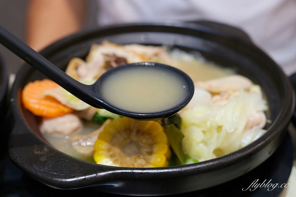 台北中正｜海享吃火鍋南機場店，Google評分4.8顆星，吃完直接撐死在現場 @飛天璇的口袋