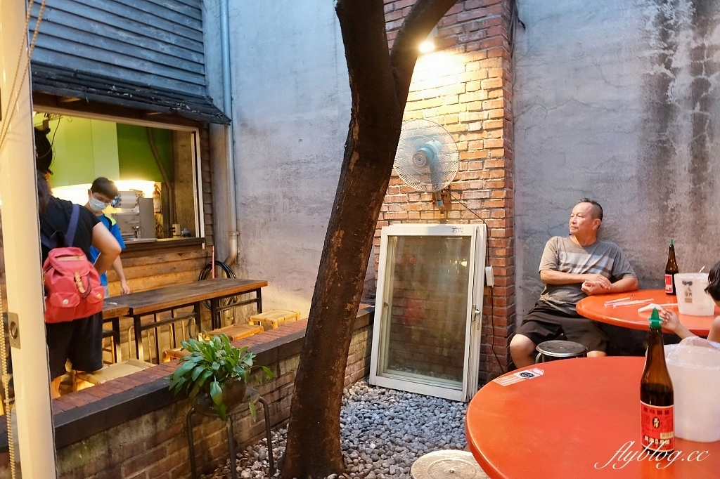 台東美食｜榕樹下米苔目 小雨滿生．在地50年傳統老店，搬了家空間更寬敞 @飛天璇的口袋