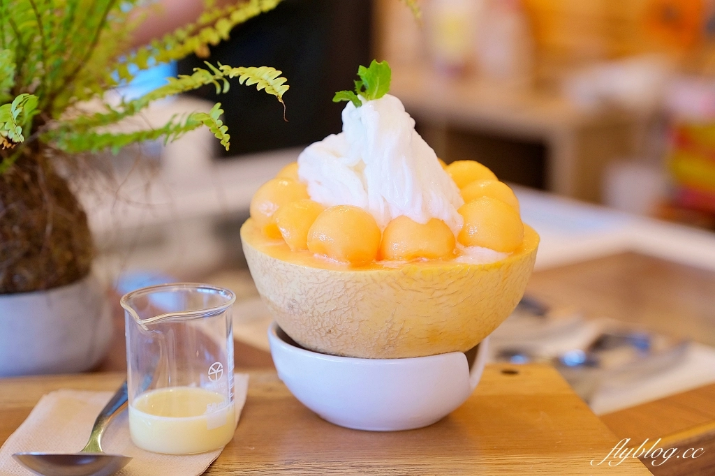 台東美食｜哩厚冰果室，台東文青冰果室，可愛好吃的哈蜜瓜冰 @飛天璇的口袋