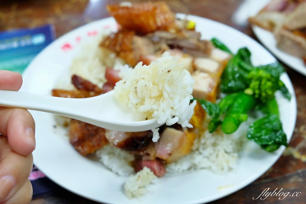 澳門半島｜陳光記飯店，澳門米其林推薦燒臘，必吃黑胡椒燒鵝 @飛天璇的口袋