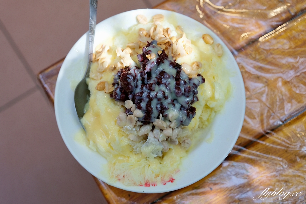 苗栗通霄｜小倆口自助冰店，隱身市場裡，傳承第三代，在地53年的老冰店 @飛天璇的口袋