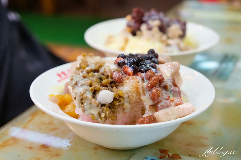 苗栗通霄｜小倆口自助冰店，隱身市場裡，傳承第三代，在地53年的老冰店 @飛天璇的口袋