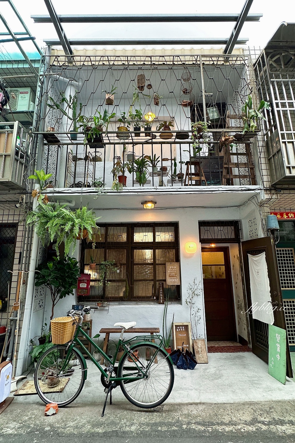 台中北屯|Kichi 2.0,隱身水湳巷弄裡的老宅,台中超好吃的日式鬆餅 @飛天璇的口袋 台中北屯|Kichi 2.0,隱身水湳巷弄裡的老宅,台中超好吃的日式鬆餅 @飛天璇的口袋