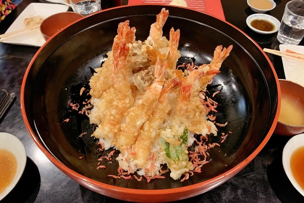 日本山梨｜2023河口湖楓葉季登場，河口湖一日遊景點和交通方式 @飛天璇的口袋