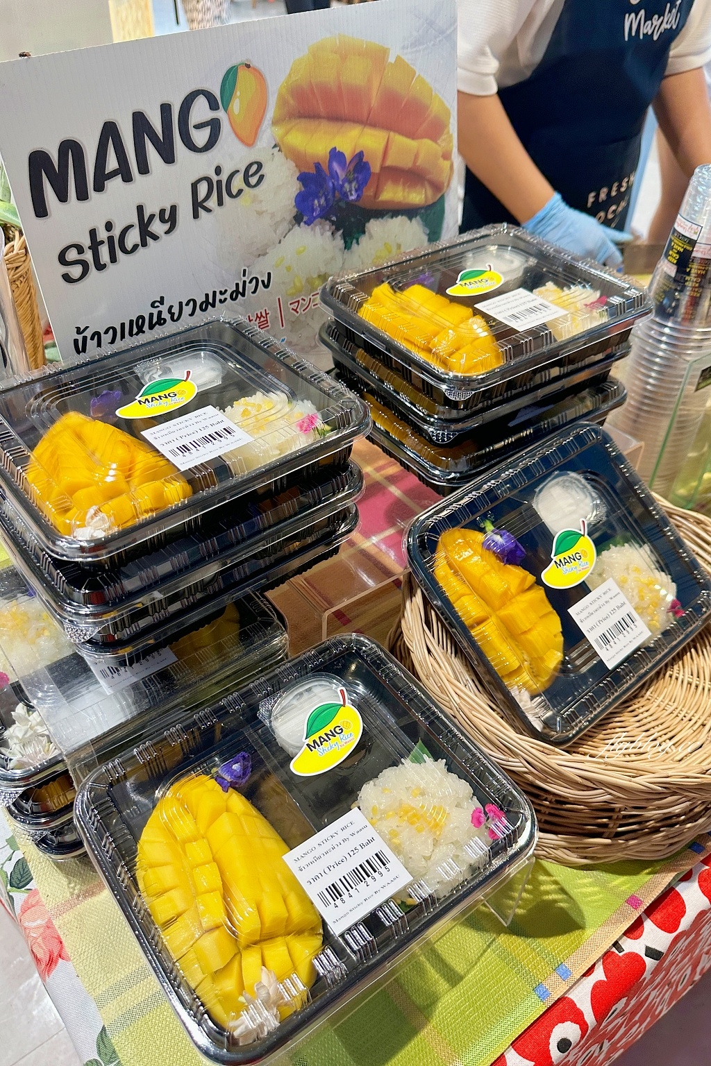 泰國清邁｜Jing Jai Market 真心市集，星期六、日限定尼曼農夫市集，結合文創市集和小農產品 @飛天璇的口袋