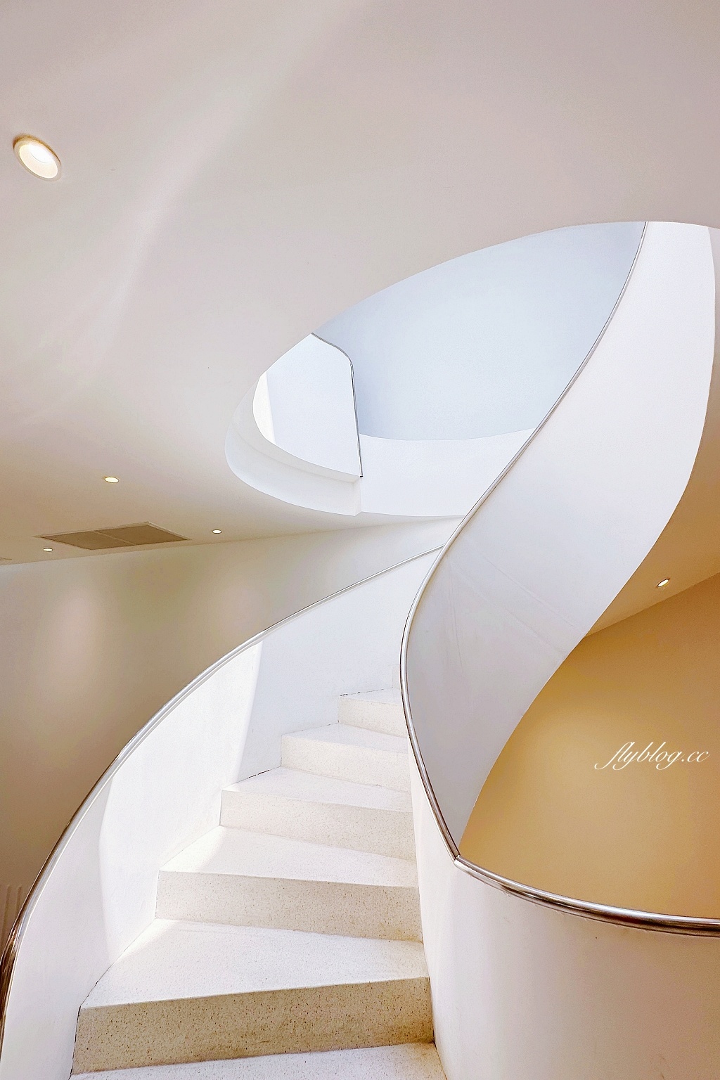 泰國清邁｜Morestto，到清邁就是要喝咖啡，清邁韓風網美咖啡館 @飛天璇的口袋