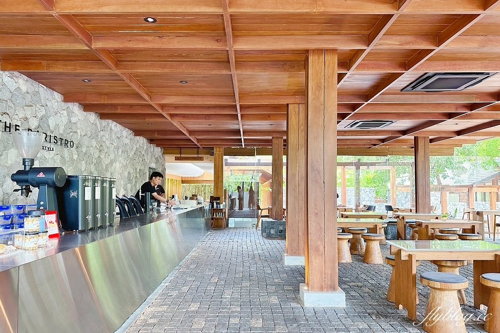 泰國清邁｜The Baristro Asian Style，清邁市郊的玻璃屋咖啡館，充滿日式禪風的建築美學 @飛天璇的口袋