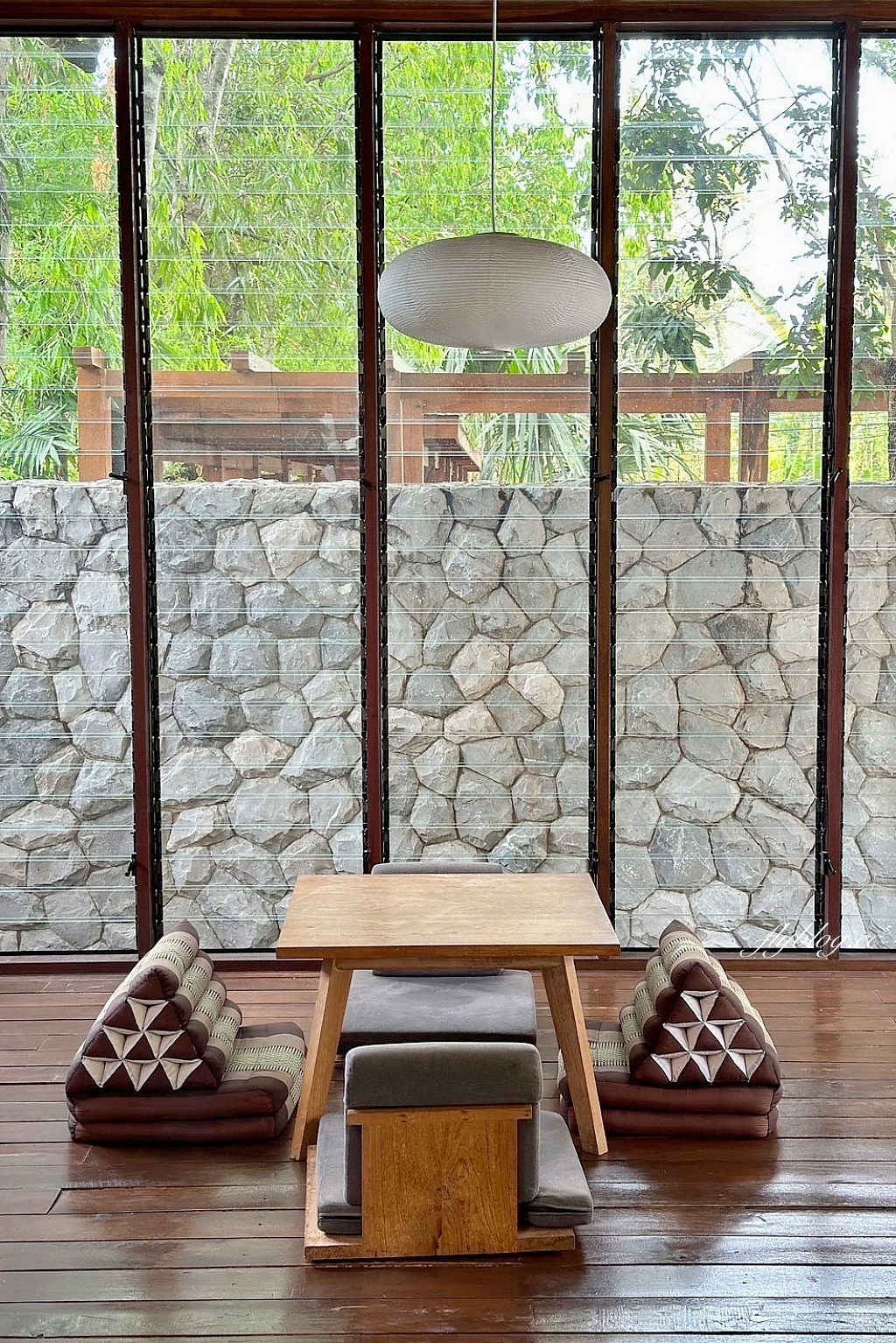 泰國清邁｜The Baristro Asian Style，清邁市郊的玻璃屋咖啡館，充滿日式禪風的建築美學 @飛天璇的口袋