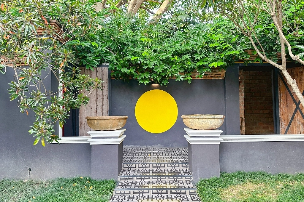 泰國清邁｜Cafe de Oasis & Toby’s Pizza，清邁森林系咖啡館，泰式料理和披薩也好吃 @飛天璇的口袋