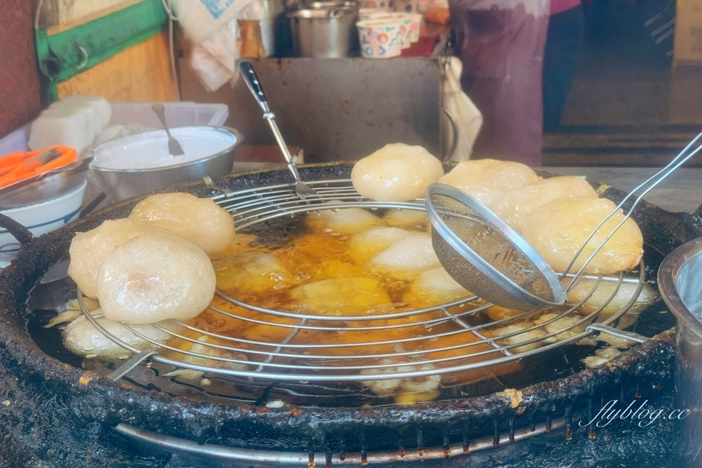台中清水｜阿文肉圓．清水在地人也常常撲空，傳承四代的百年肉圓店 @飛天璇的口袋