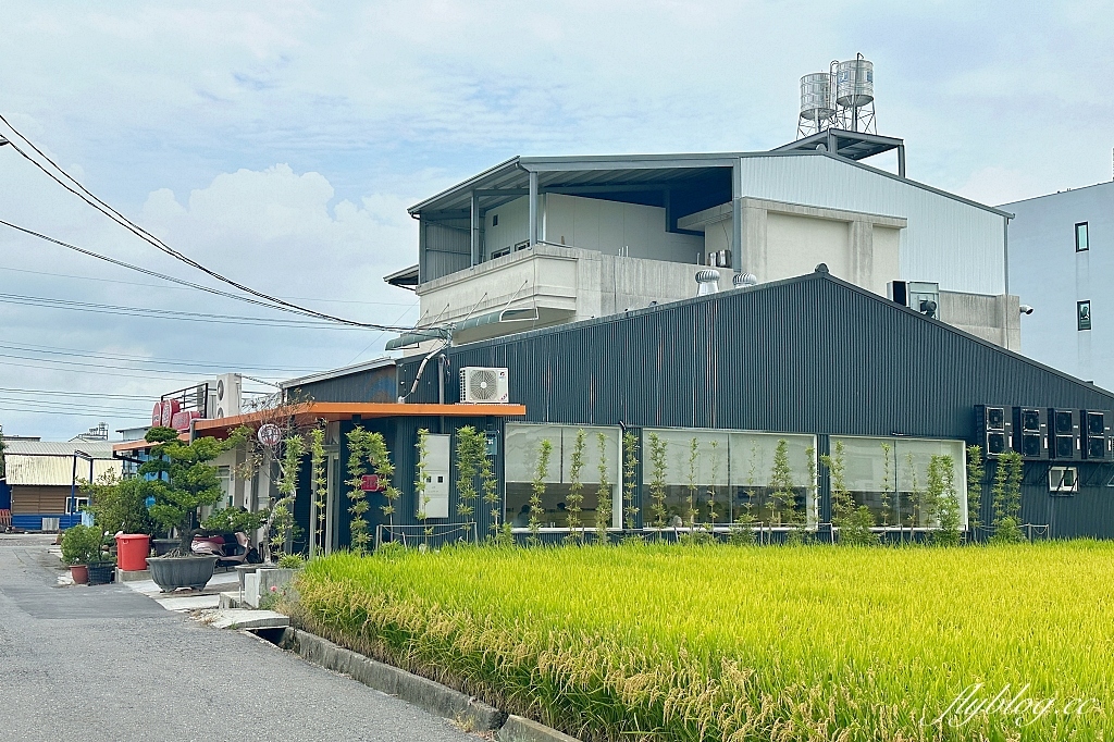 南投草屯｜唯真燒肉，座落於草屯田野間，融入泰式風味的燒肉餐廳 @飛天璇的口袋