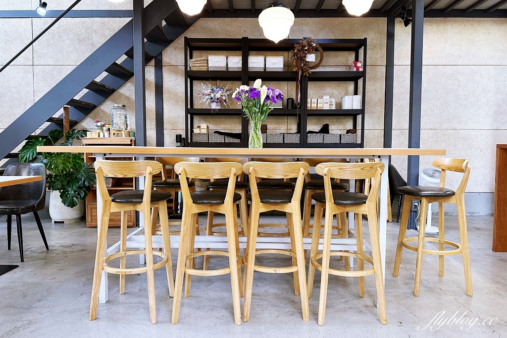 彰化北斗｜覓徑早午餐，隱身巷弄裡的早午餐，季節限定水果法式煎餅 @飛天璇的口袋