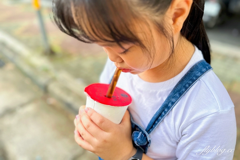台北萬華｜萬華林建發仙草冰燒仙草，在地50年仙草店，龍山寺附近美食 @飛天璇的口袋