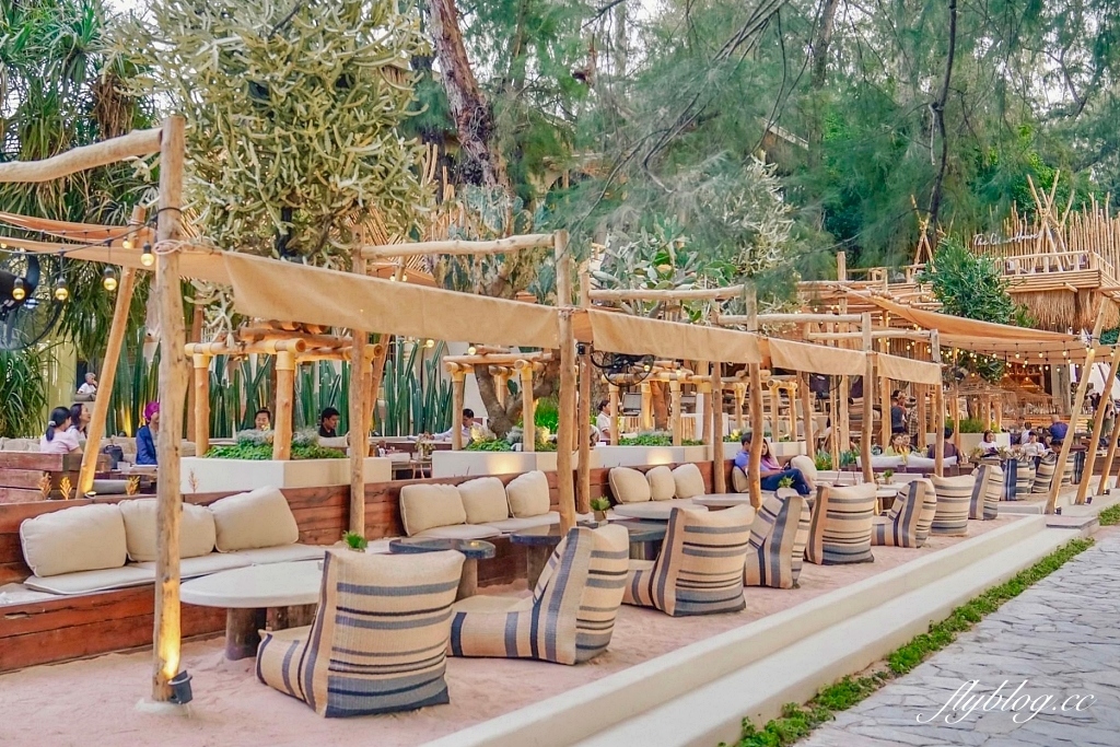 泰國芭達雅｜The Glass House Pattaya，網美必訪，芭達雅夢幻沙難餐廳 @飛天璇的口袋