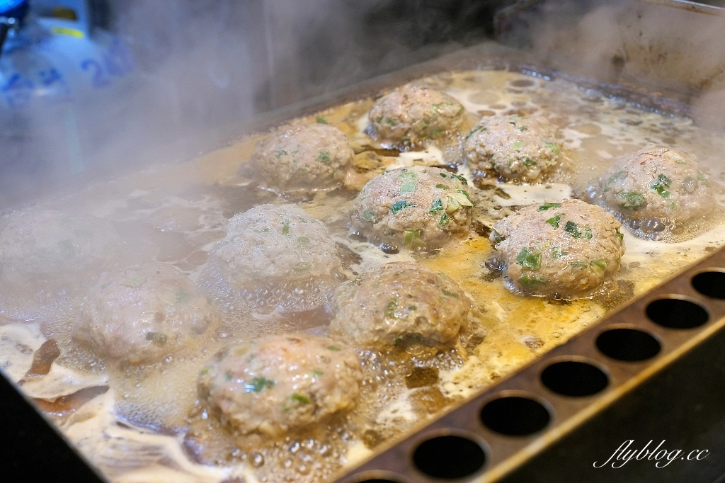 台中西屯｜韓式肉餅，韓國街頭小吃出現逢甲，可愛的韓式小肉餅 @飛天璇的口袋