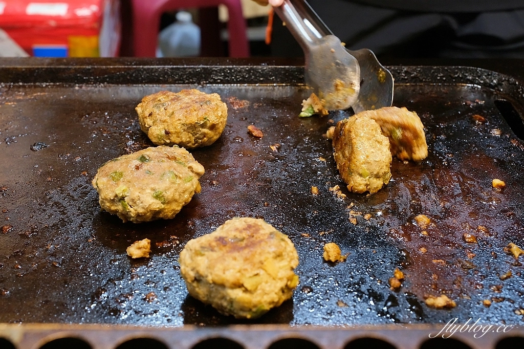 台中西屯｜韓式肉餅，韓國街頭小吃出現逢甲，可愛的韓式小肉餅 @飛天璇的口袋