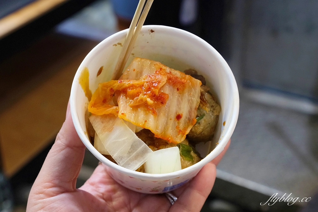 台中西屯｜韓式肉餅，韓國街頭小吃出現逢甲，可愛的韓式小肉餅 @飛天璇的口袋