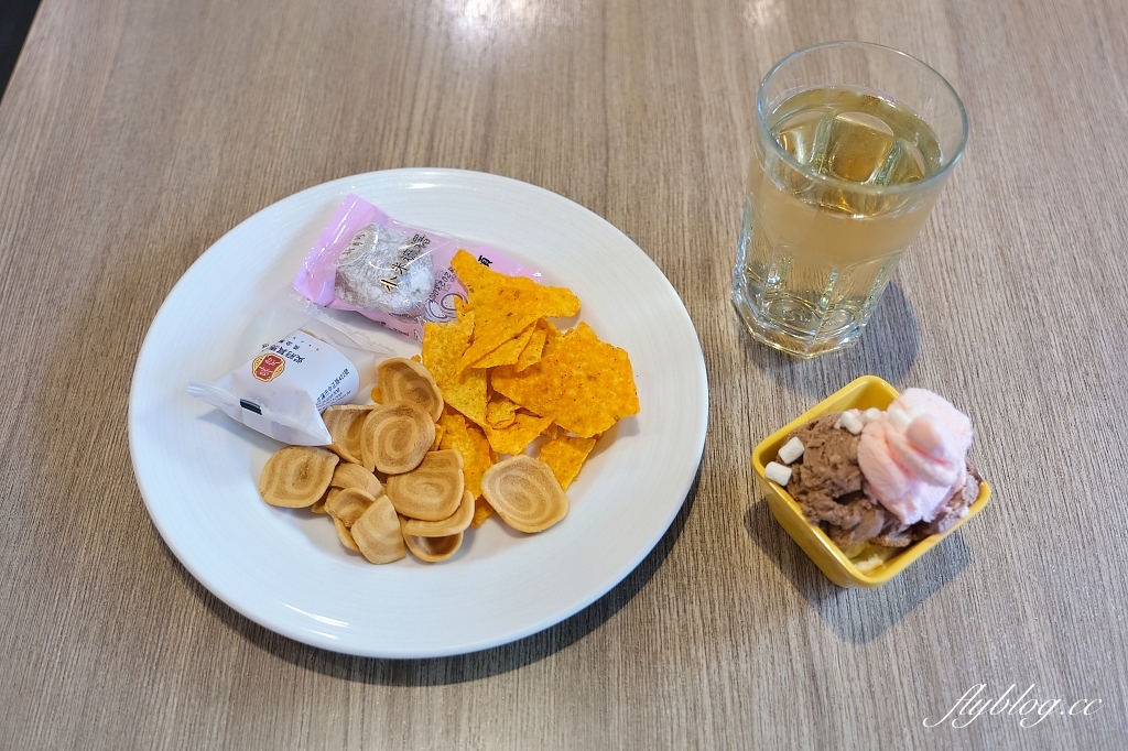 花蓮住宿｜捷絲旅花蓮中正館，以書為主題的親子飯店，附設圖書館、健身房和兒童遊戲區 @飛天璇的口袋