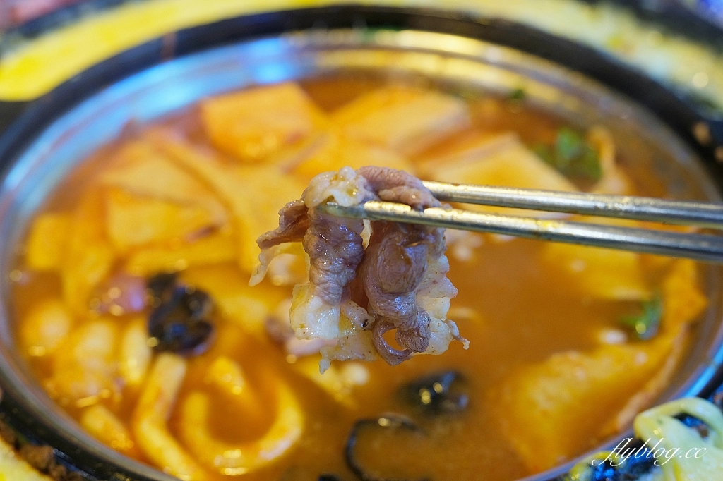台中北區｜ 兩餐韓國年糕火鍋，349元起吃到飽，火鍋吃完再吃炒飯和泡麵 @飛天璇的口袋