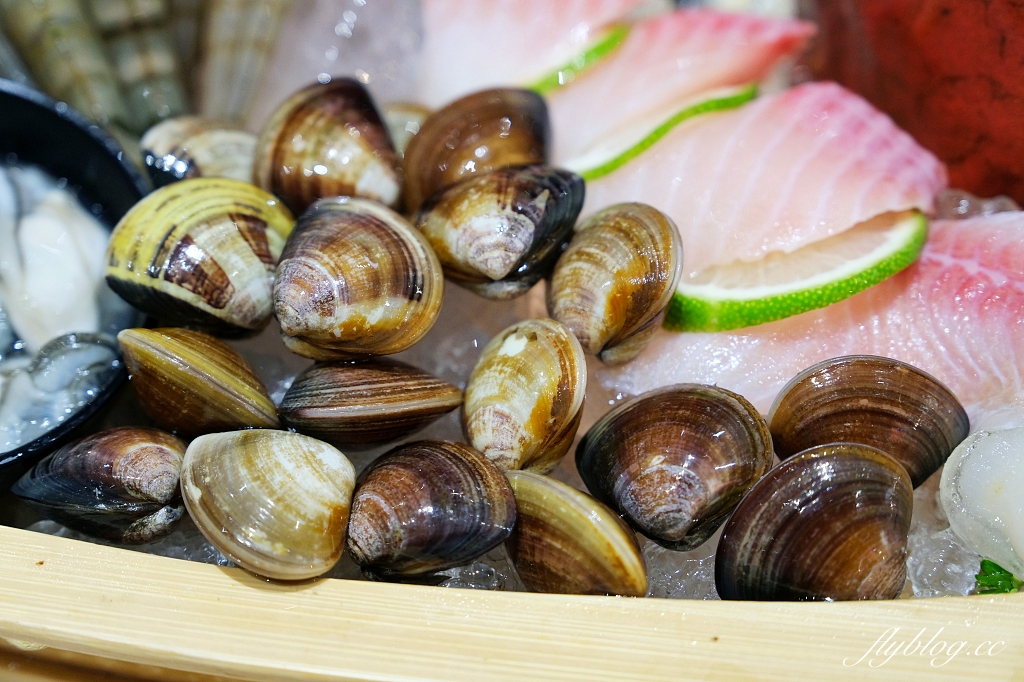 台中北屯｜築崎相撲鍋物，火鍋+蒙古烤肉吃到飽，開幕限定只要278元，超過40種百匯食材無限取用 @飛天璇的口袋