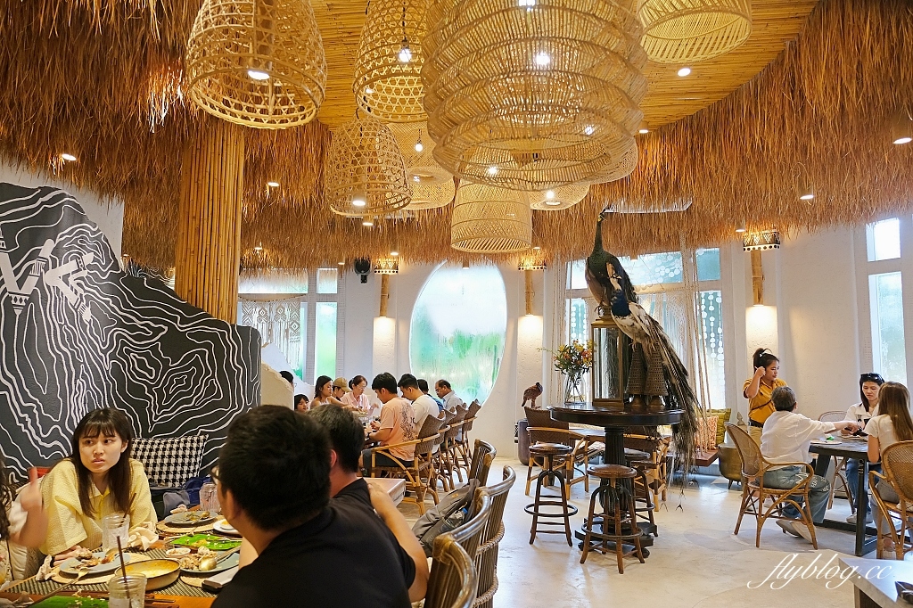 泰國芭達雅｜Cave Beach Club，坐擁中天海景第一排，芭達雅超美洞穴海灘餐廳 @飛天璇的口袋