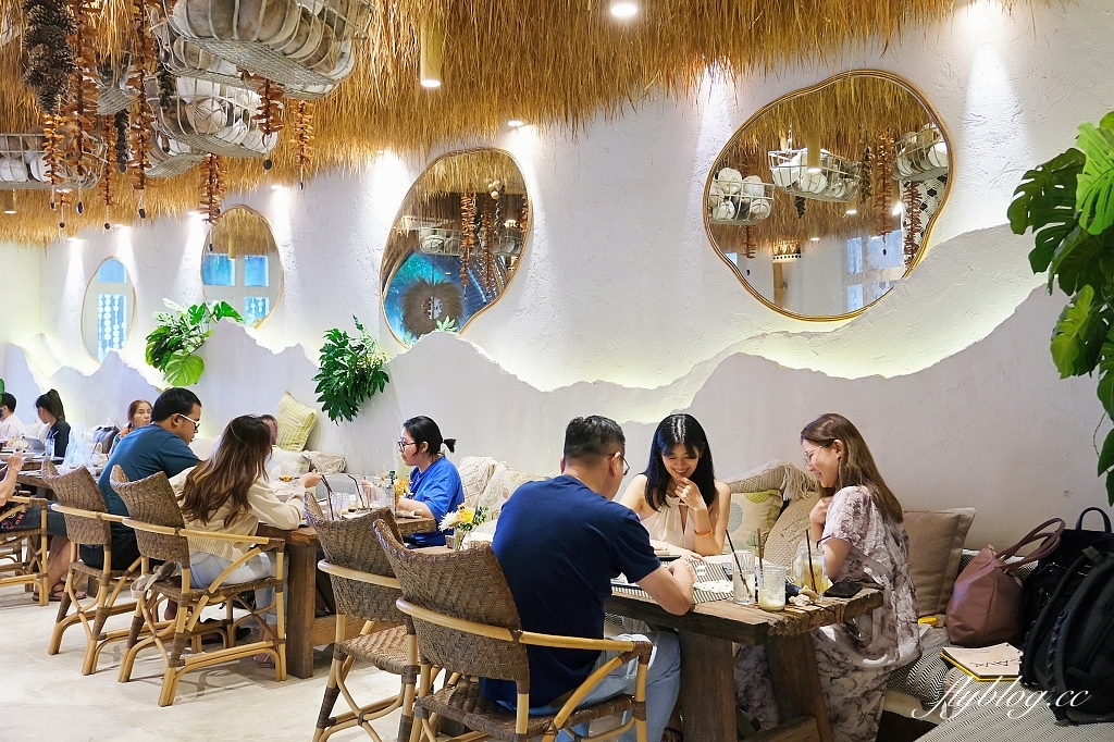 泰國芭達雅｜Cave Beach Club，坐擁中天海景第一排，芭達雅超美洞穴海灘餐廳 @飛天璇的口袋