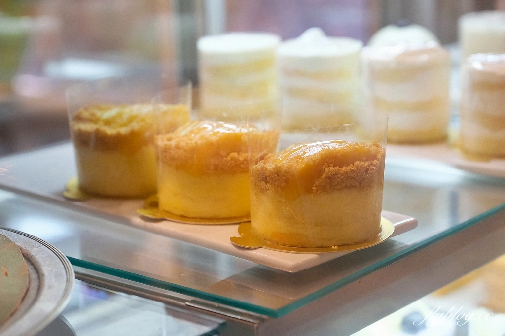 泰國芭達雅｜Cave Beach Club，坐擁中天海景第一排，芭達雅超美洞穴海灘餐廳 @飛天璇的口袋