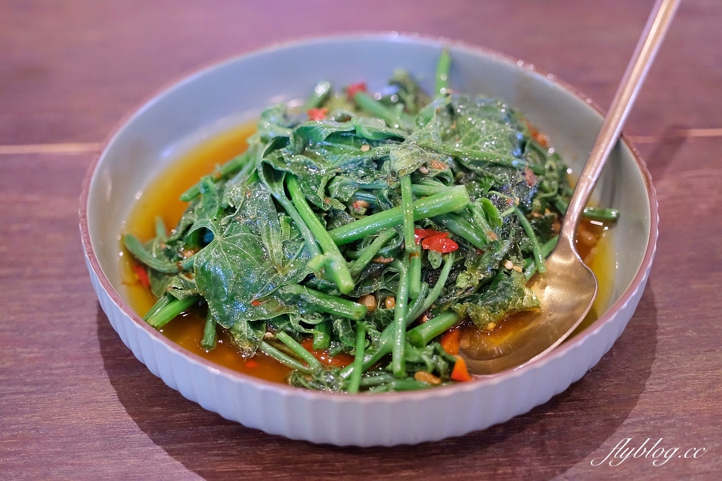 泰國芭達雅｜Cave Beach Club，坐擁中天海景第一排，芭達雅超美洞穴海灘餐廳 @飛天璇的口袋