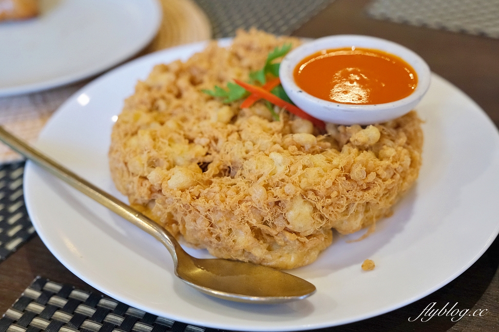 泰國芭達雅｜Cave Beach Club，坐擁中天海景第一排，芭達雅超美洞穴海灘餐廳 @飛天璇的口袋