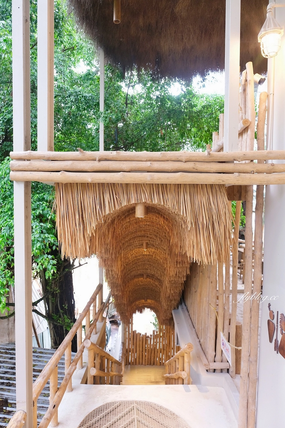 泰國芭達雅｜The Glass House Pattaya，網美必訪，芭達雅夢幻沙難餐廳 @飛天璇的口袋