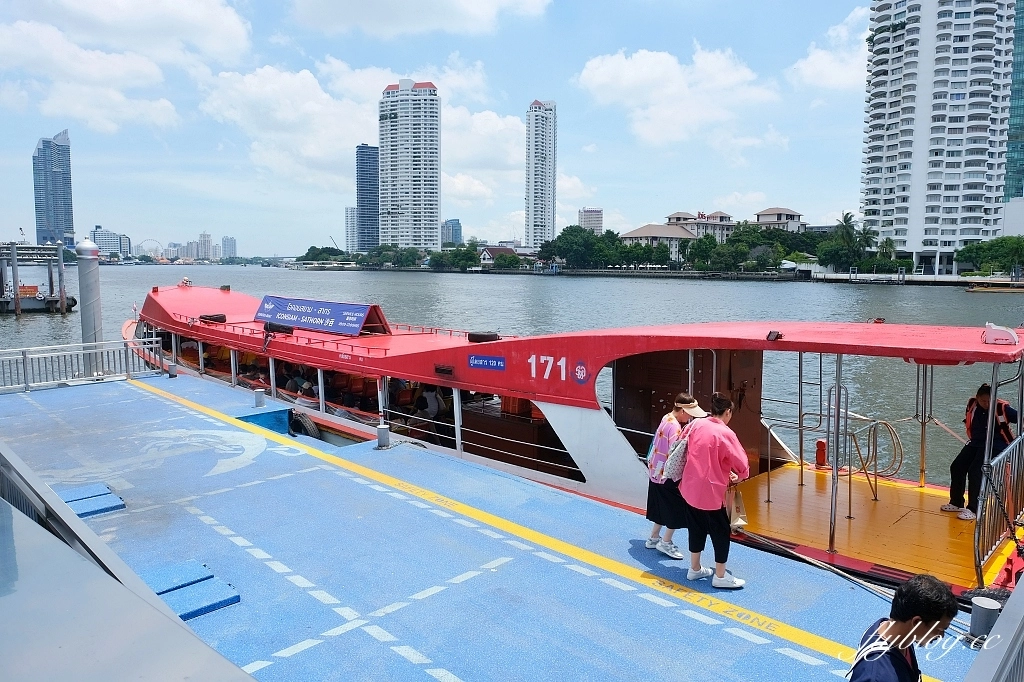 泰國曼谷｜昭披耶河公主號，曼谷最chill的觀光客行程，浪漫至極的遊河百匯晚餐 @飛天璇的口袋